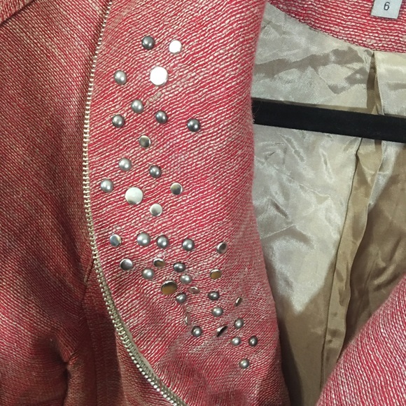 Emil Rutenberg Designer Linen Mix Rough Weave Red & Beige Stud Collar Jacket - Picture 11 of 16